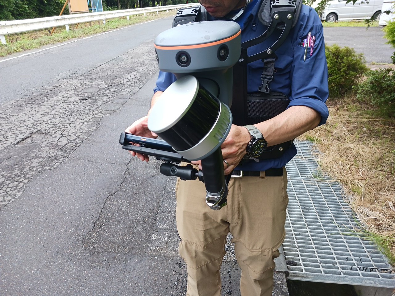 計測に使用したハンディ3次元スキャナー（RS10）